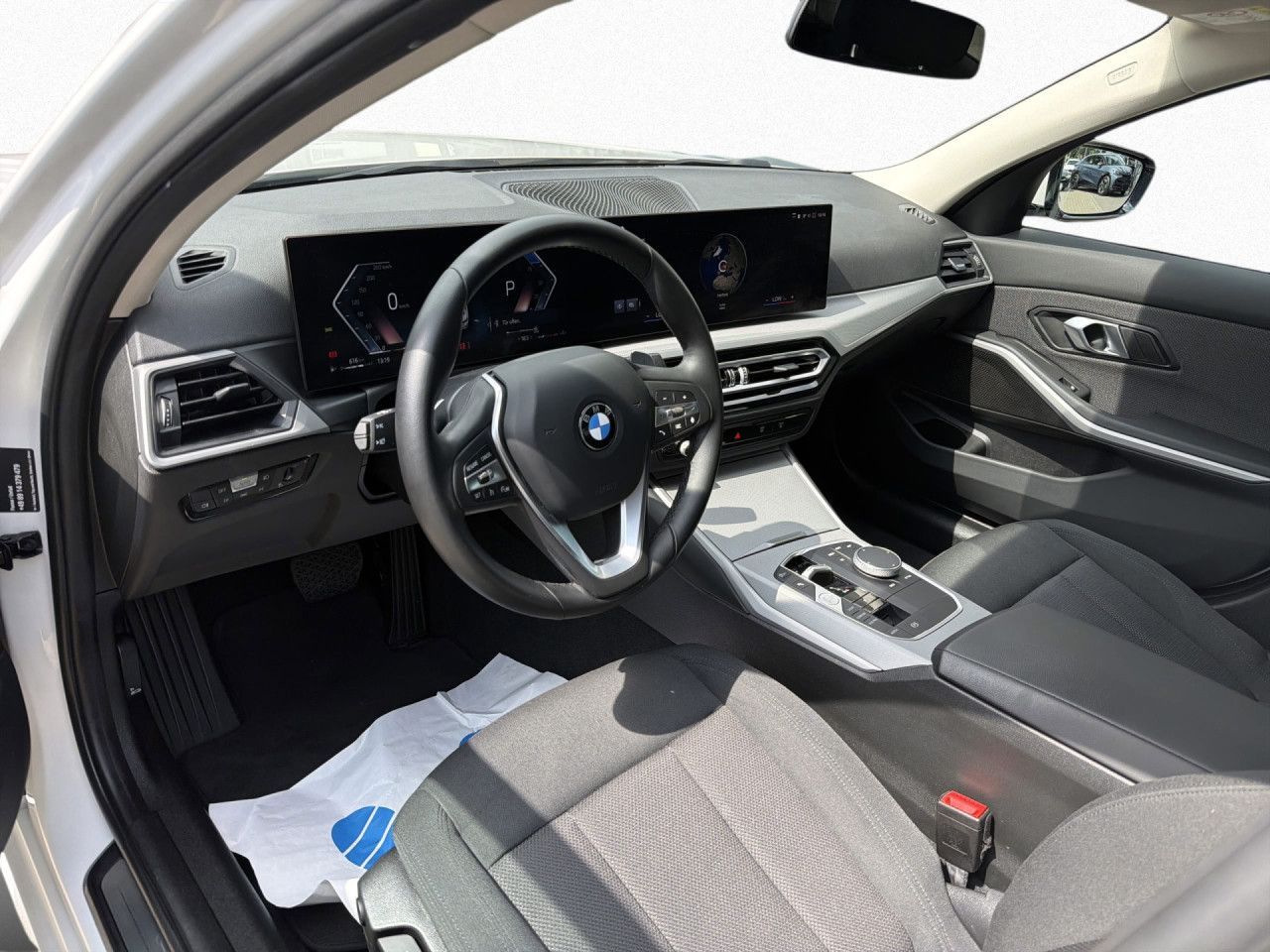 BMW 320d Lim xdrive Aut. DA,PDC,LiCo+,SHZ,LED,Tempo foto 14