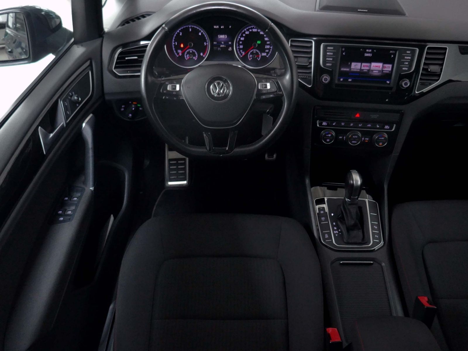 Fahrzeugabbildung Volkswagen Golf  Sportsvan SOUND 2.0 TDI DSG | Xenon RFK AC