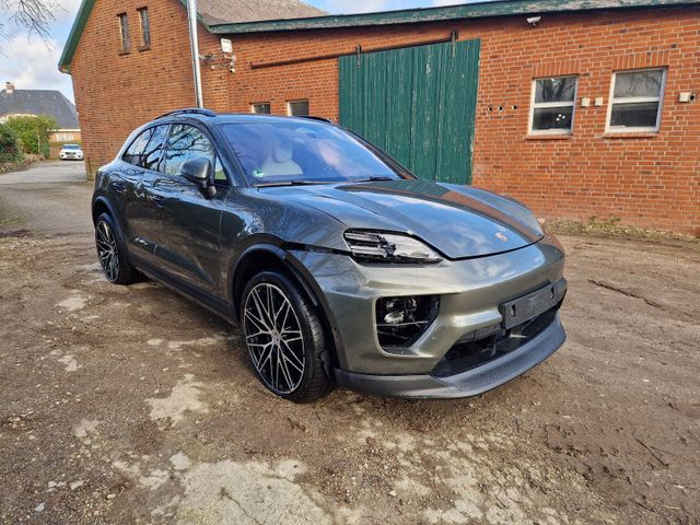 Porsche Macan Electric 4 Glasdach Leder Bose RS Spyder