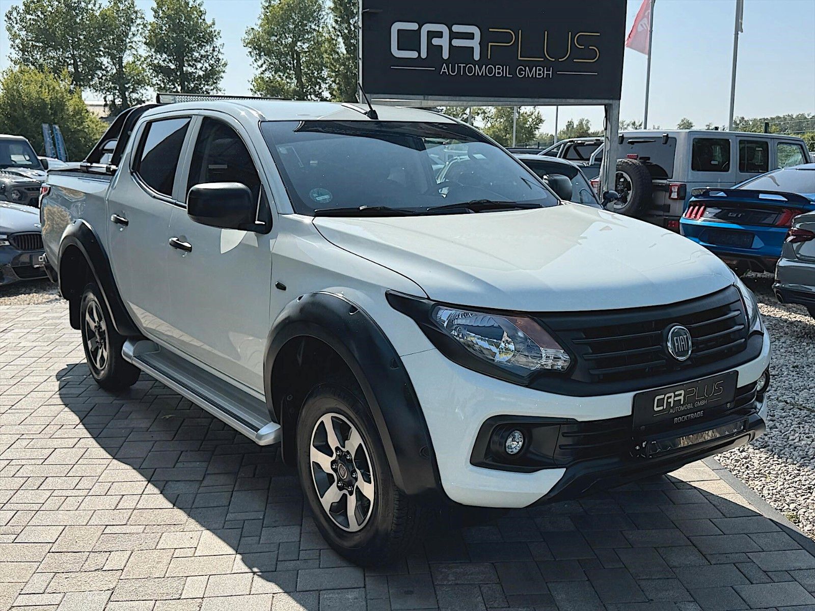 Fahrzeugabbildung Fiat Fullback 2.4 JTD Double Cab Offroad Cross DAB+