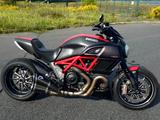 Ducati Diavel Red Carbon - TOP ZUSTAND - Offers