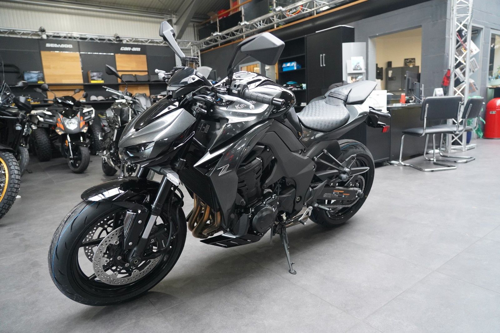 Fahrzeugabbildung Kawasaki Z1100 2026 4 Jahre Garantie