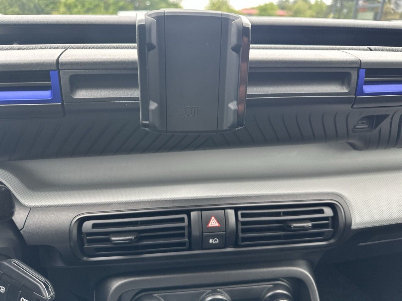 Fahrzeugabbildung Citroën C3 Turbo 100 YOU