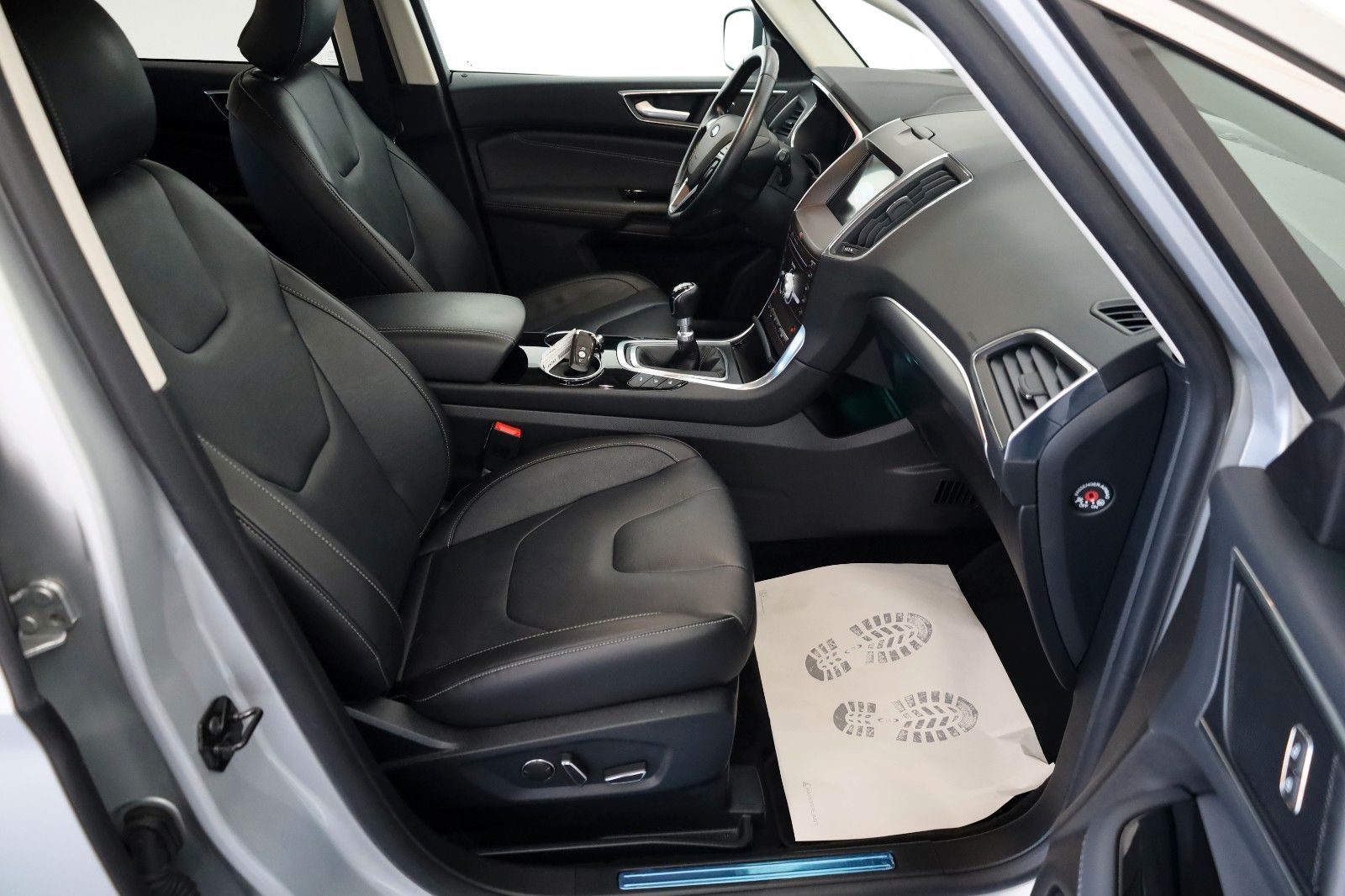 Fahrzeugabbildung Ford S-Max Titanium,Leder,Navi,LED,SH,PDC,Kamera