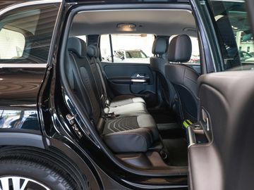 Mercedes GLB 200 - 8