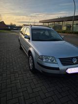 Volkswagen VW Passat 1.9 TDI Automatik - Volkswagen Passat aus 2001: Kombi