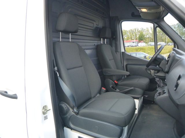 Fahrzeugabbildung Mercedes-Benz Sprinter III Kasten FWD 211/214 CDI FWD L2 >KAM<