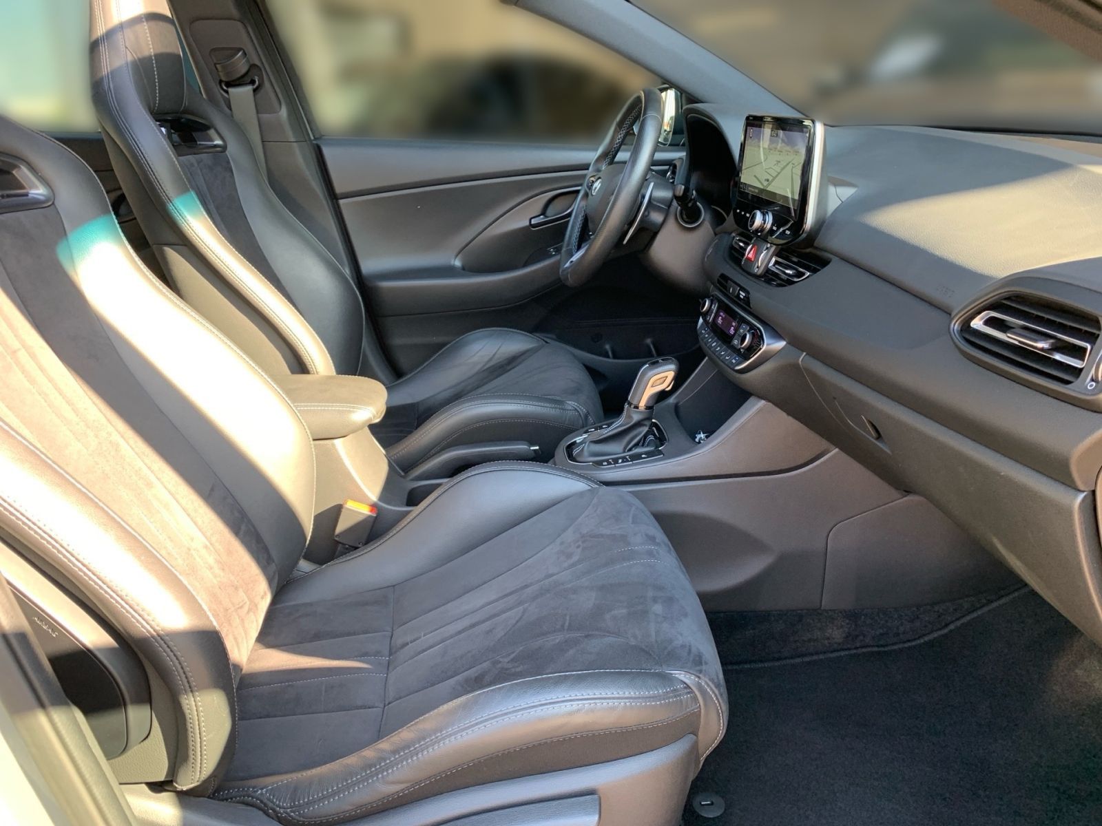 Fahrzeugabbildung Hyundai i30 2.0 T-GDI 8-DCT N Performance Pano N-Sitze