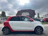 Smart ForFour Passion 66kW*Navi*JBL*Kamera*Pano*Sport - Smart Gebrauchtwagen in Oberhausen