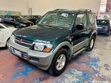 Mitsubishi Pajero 3.2 V6 - gebrauchte Mitsubishi Pajero aus dem Jahr 2001