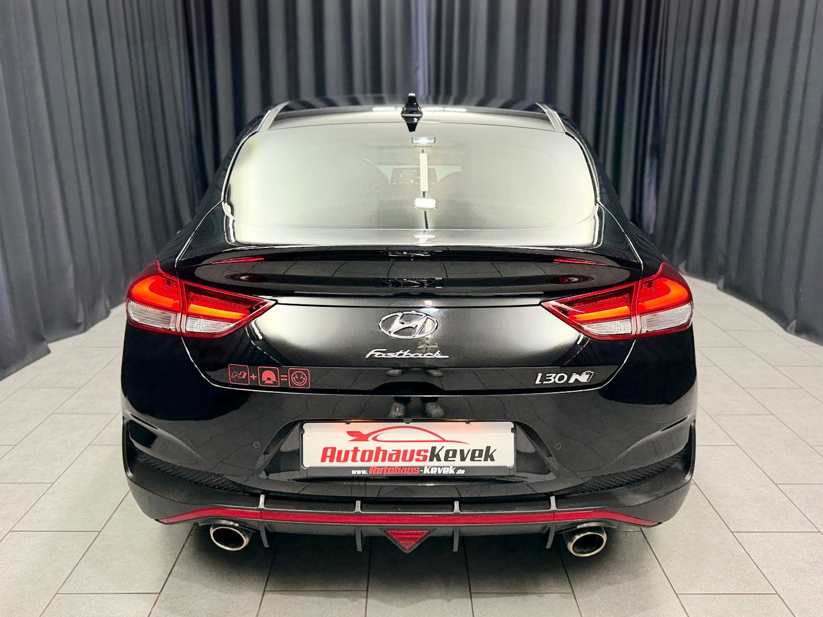 Fahrzeugabbildung Hyundai i30 Fastback N Performance|SCHALTER|PDC|NAVI