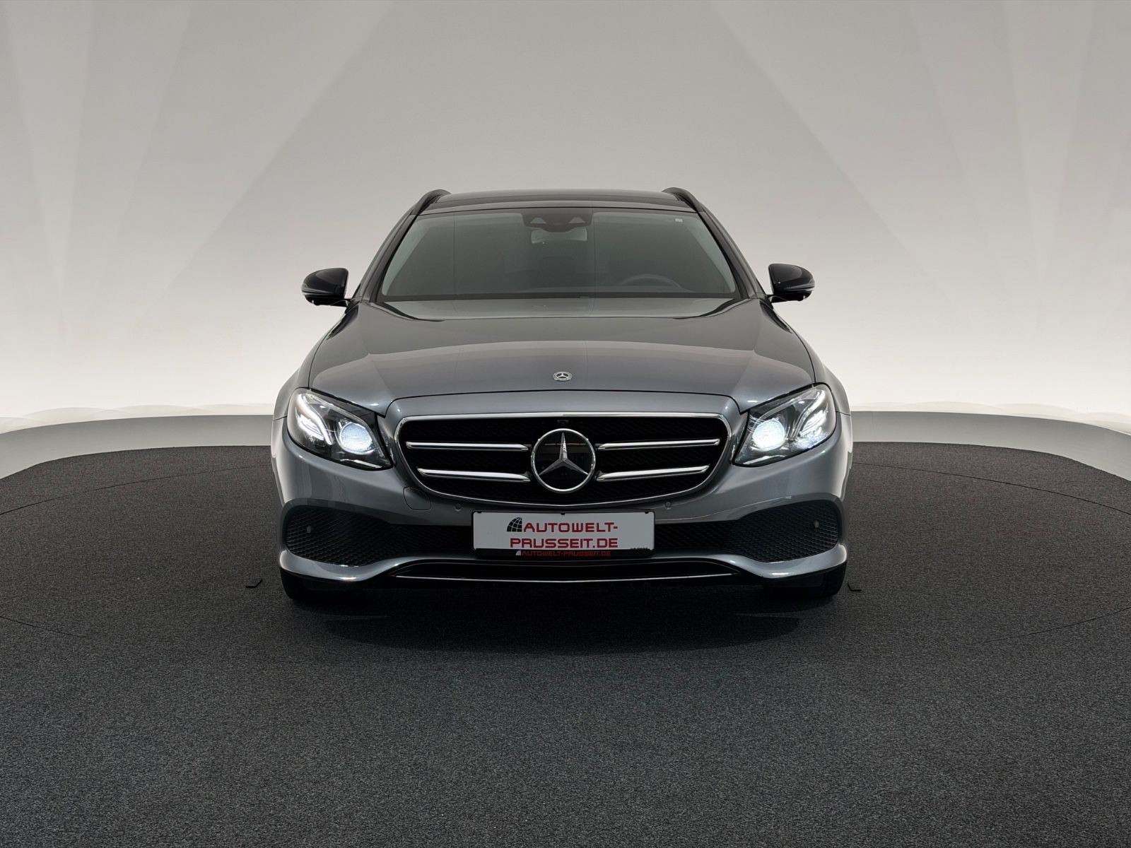 Mercedes-Benz E - Ansicht 2