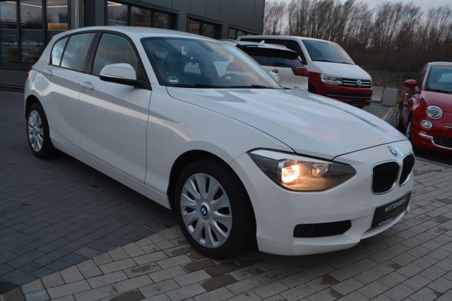 BMW 116i  5-trg. PDC-Garantie incl-Service+HU neu