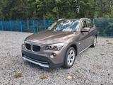 BMW X1 xDrive23d  - BMW X1: Beige