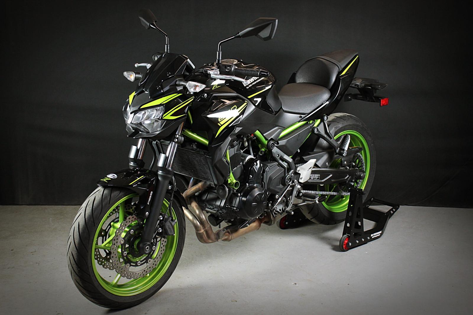 Kawasaki Z650 2021 35KW/48PS 1 Hand sehr gepflegtes Bike