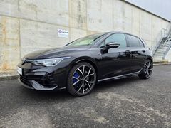 VW Golf VIII R 4Motion Matrix DAB Harman-Kardon