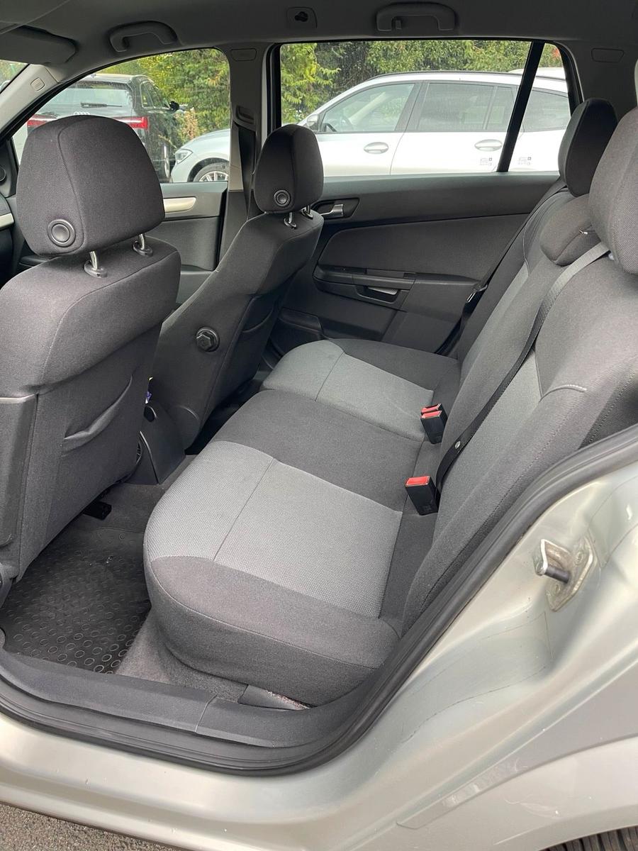 Opel Astra 2007 — photo 5