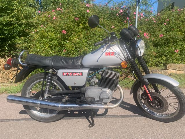 Mz ETZ 250 de Luxe