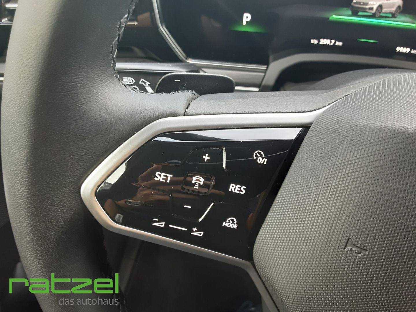 Fahrzeugabbildung Volkswagen Touareg Elegance 3.0 V6 TDI 4MOTION 8-Gang Aut.