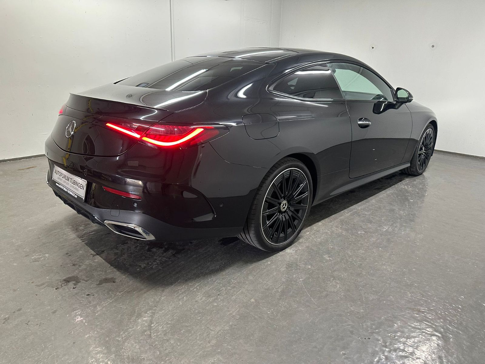 Fahrzeugabbildung Mercedes-Benz CLE 450 4MATIC *AMG-LINE*PANORAMA*HEADUP*