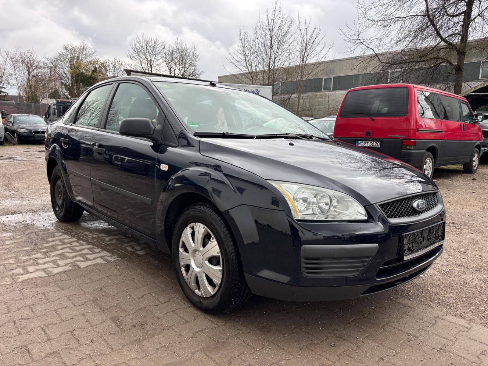 Ford Focus Lim. Trend Klima 1 Hand