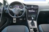 Volkswagen Golf 1.5 TSI DSG IQDRIVE R-Line LED Navi Kamera - Volkswagen Gebrauchtwagen in Kerpen