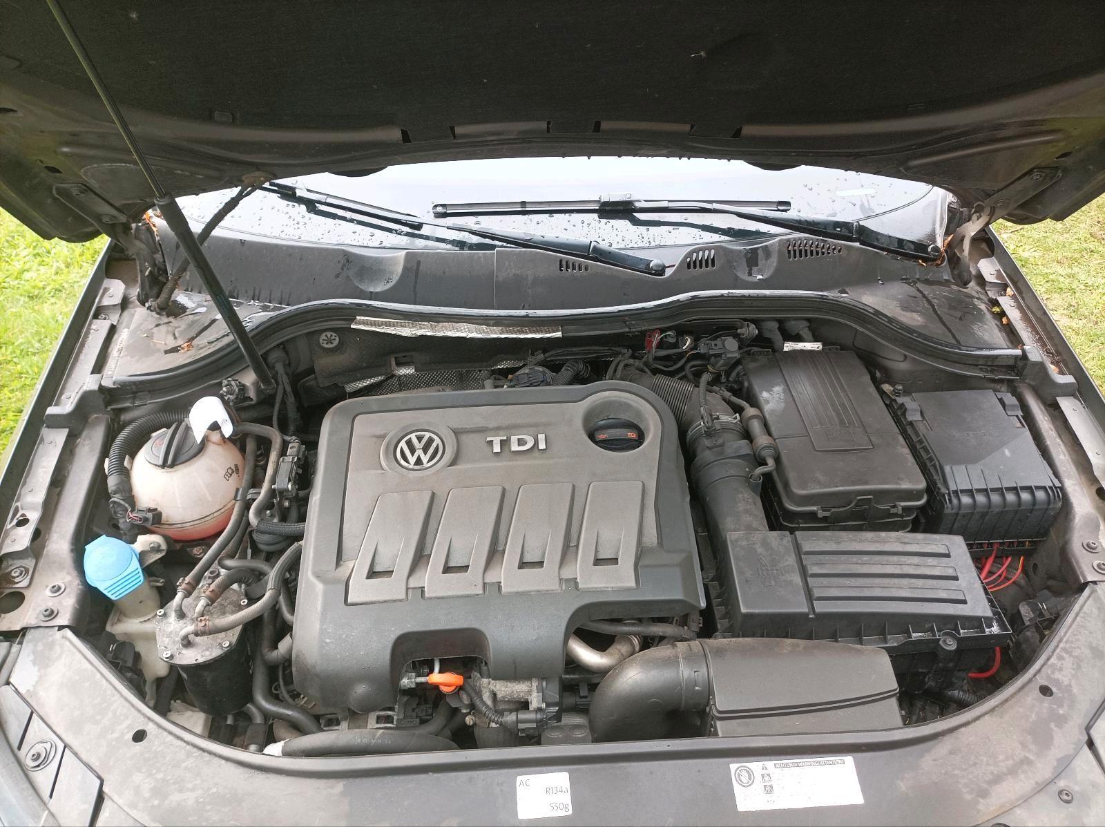 Volkswagen Passat 2012 — photo 10
