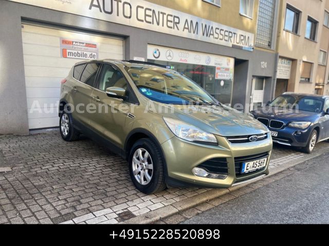 Ford Kuga 1.6 Aut. 1.Hand|Titanium|Pano|TotW|StandHZ