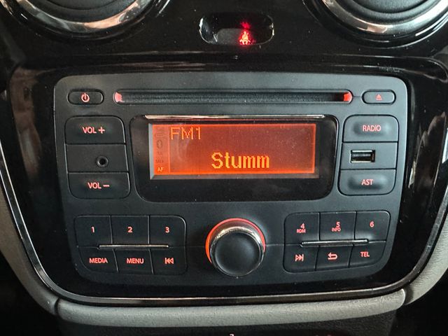 MYAUTOCENTER – Gebraucht- und Jahreswagen mit Werkstattservice in Pfaffenhofen Dacia Lodgy *7-Sitzer*1. Hand*Klima*Radio*