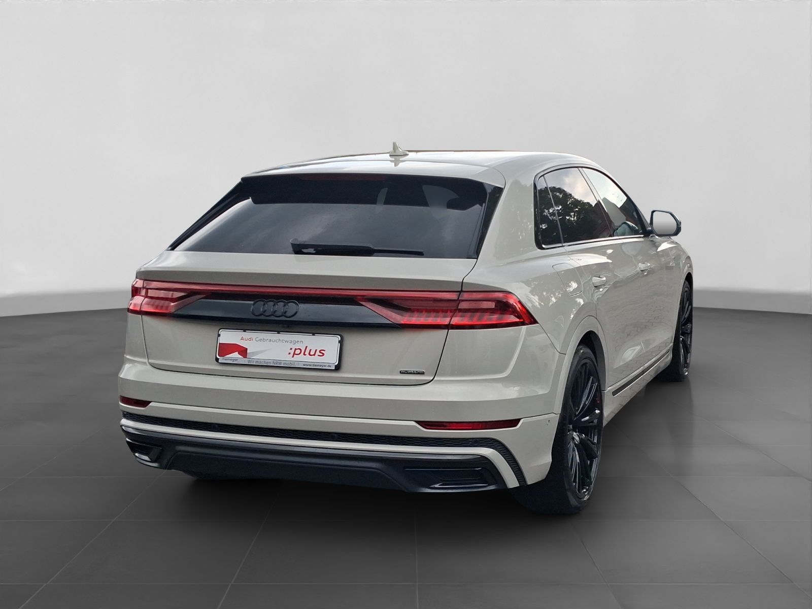 Audi Q8 55 TFSI Q 2x S LINE MATRIX AHK LM23 OPS+ BuO foto 3