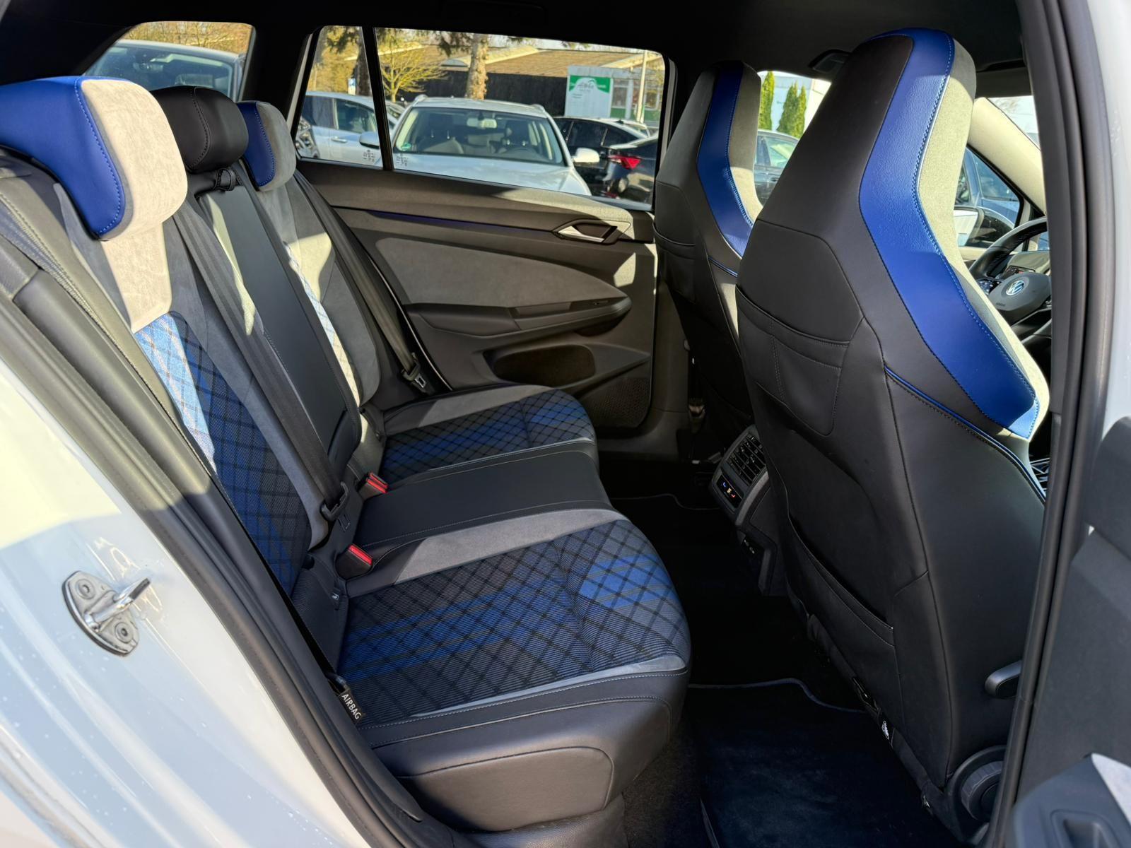 Volkswagen Golf R 4Motion 2.0 TSI/AHK/MATRIX/TRAVEL/VIRTUAL, миниатюра 8