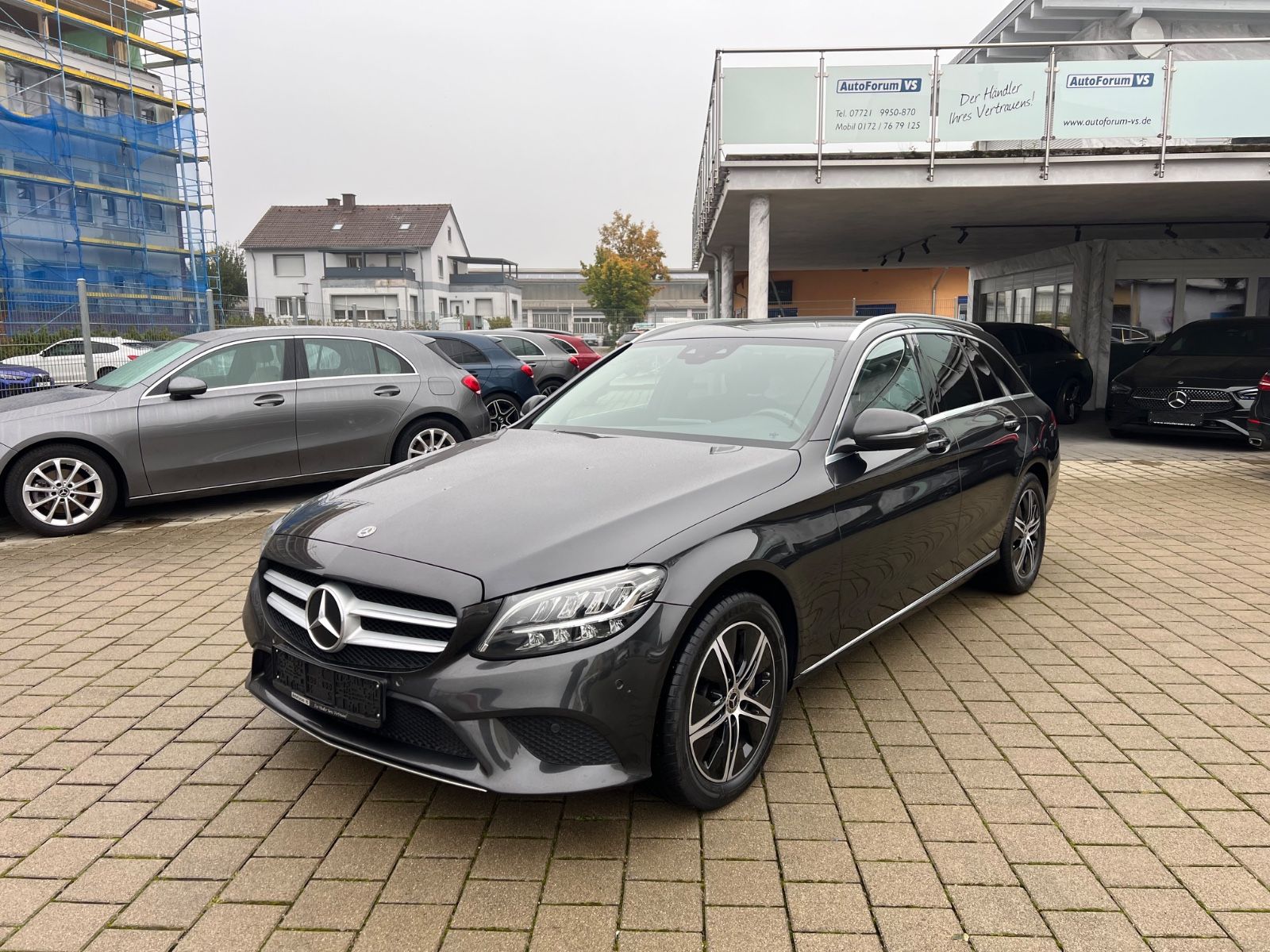 MERCEDES-BENZ C 300 T d 4Matic*Navi*LED*STH*RCAM