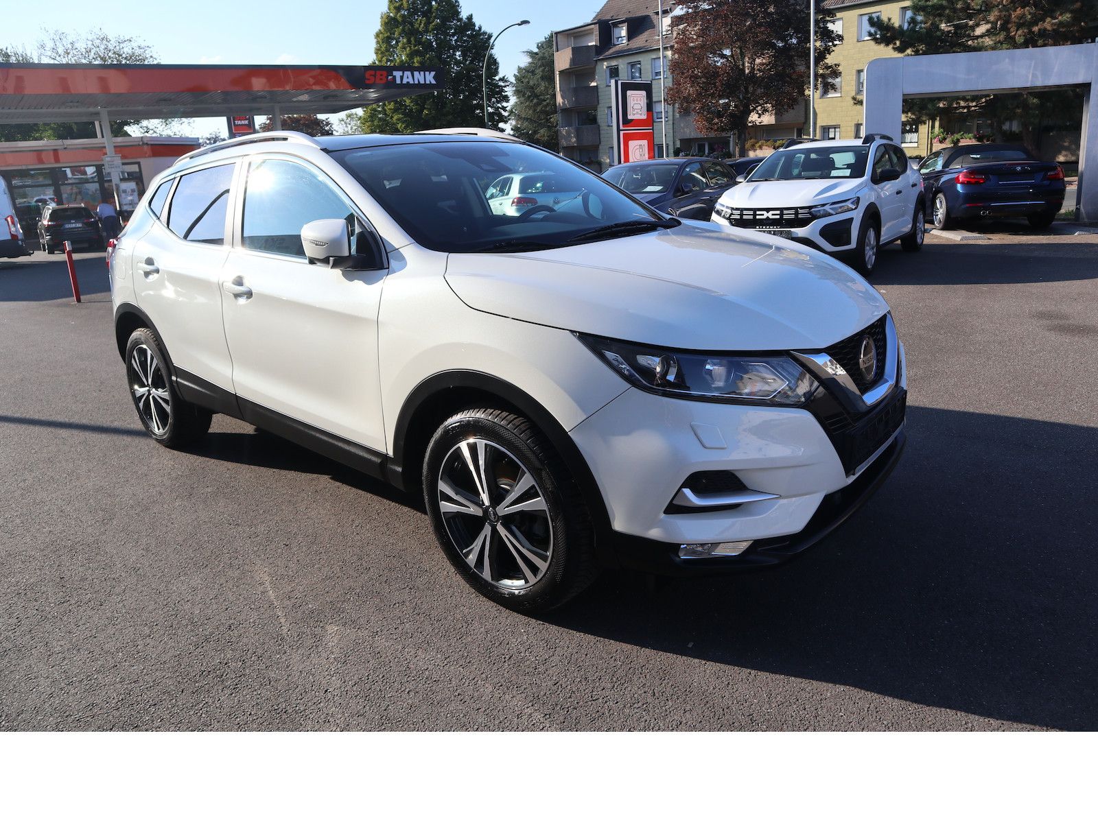 Fahrzeugabbildung Nissan Qashqai N-Connecta Navi Tempo Scheckheftgepflegt