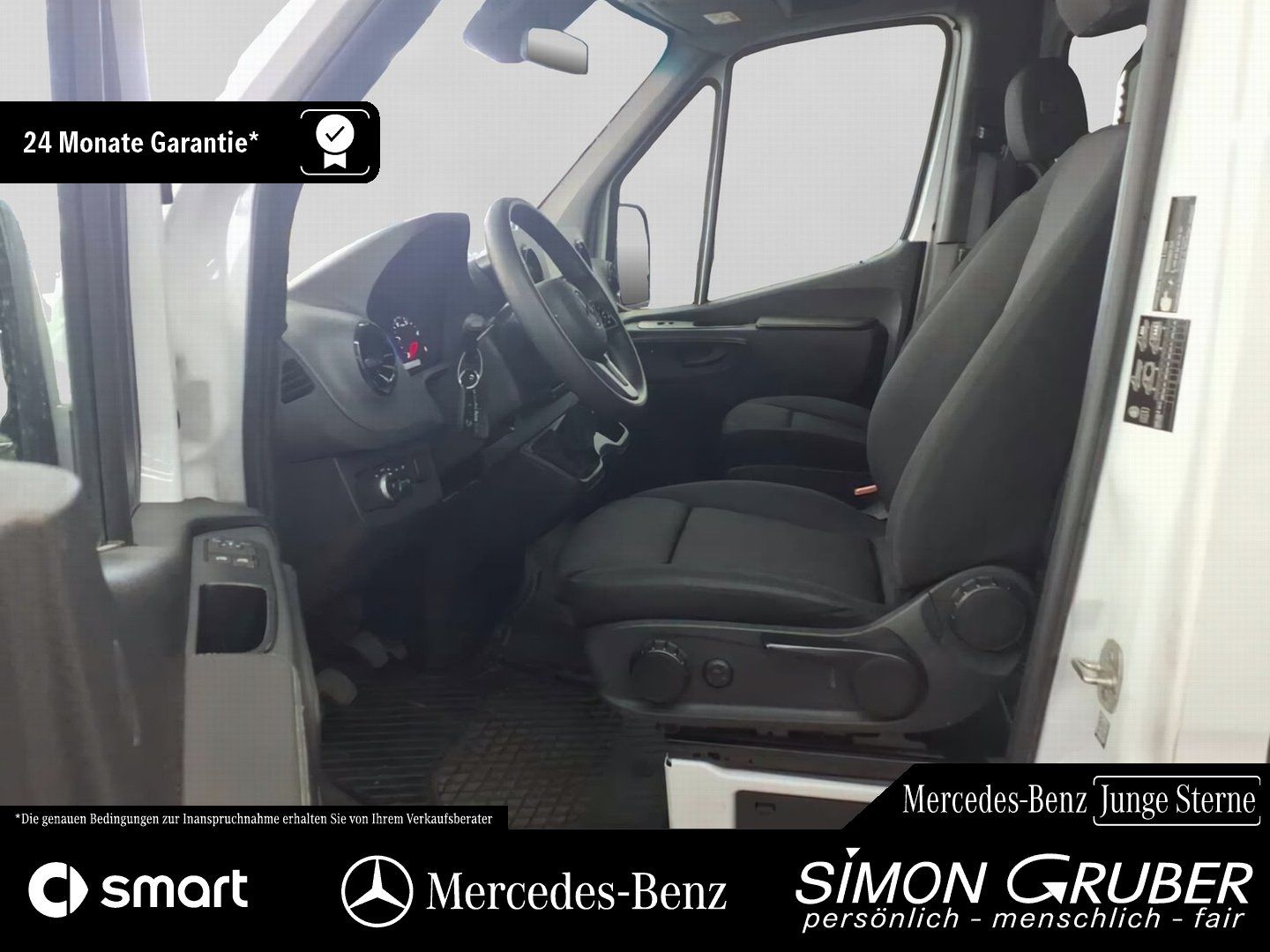 Fahrzeugabbildung Mercedes-Benz Sprinter 317 Tourer hoch Standard Rollstuhl Lift