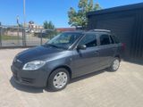 Skoda Fabia Combi Cool Edition Klima TÜV - Skoda Fabia aus 2009: Kombi