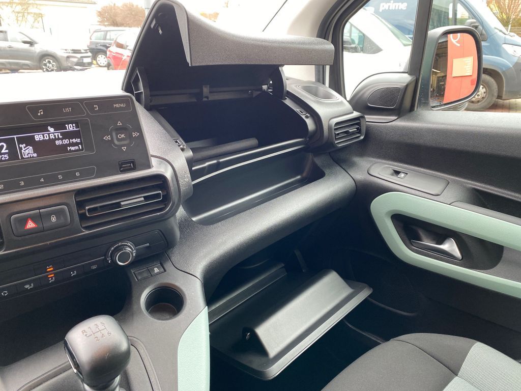 Fahrzeugabbildung Citroën Berlingo M PureTech 110 LIVE *Einparkhilfe*