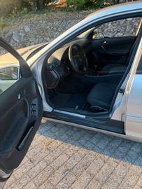 صورة 6 لـ 2004 Mercedes-BENZ C 180