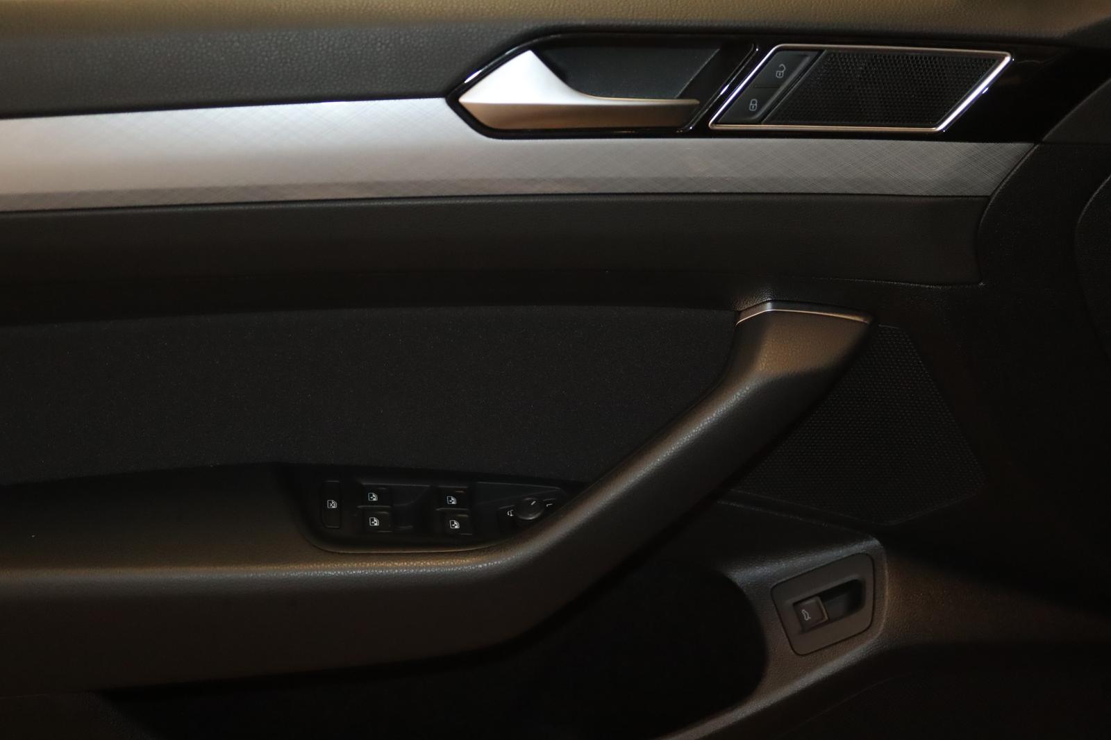 Volkswagen Passat DSG Business Navi-Apps-Klimaa-LED-ACC-SHZ, миниатюра 9