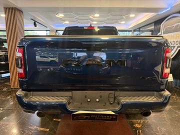 Dodge RAM - 8