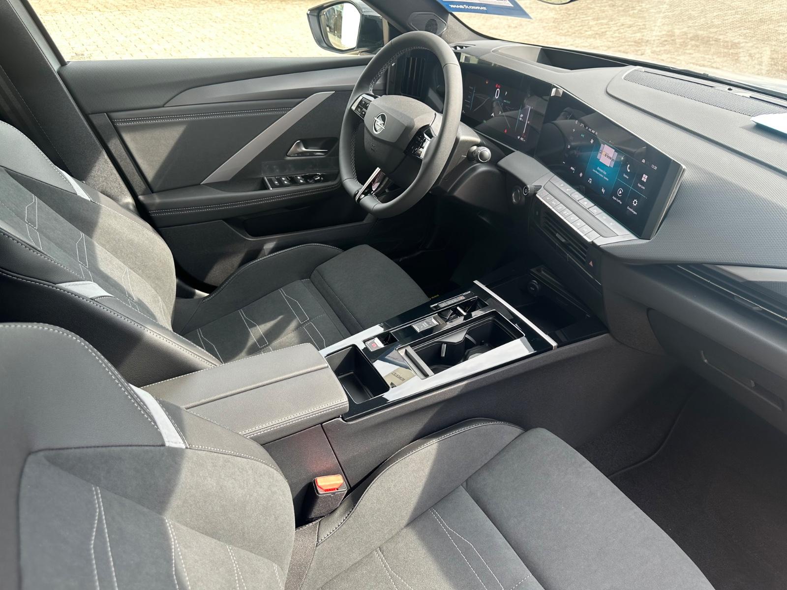 Opel Astra ST Electric GS +Matrix+PANO+11KW+360KAMERA