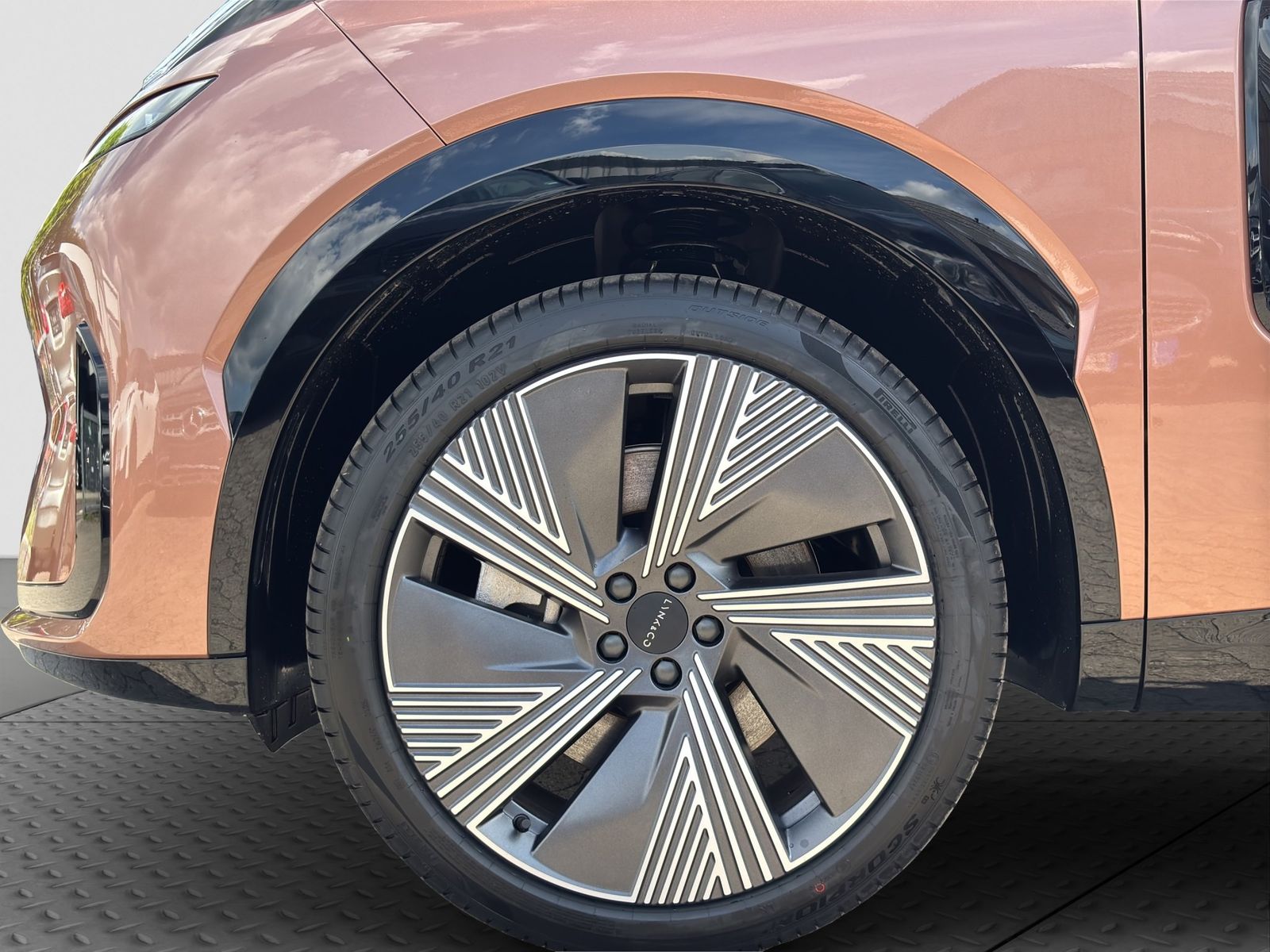 Lynk&Co 08 - Bild 18