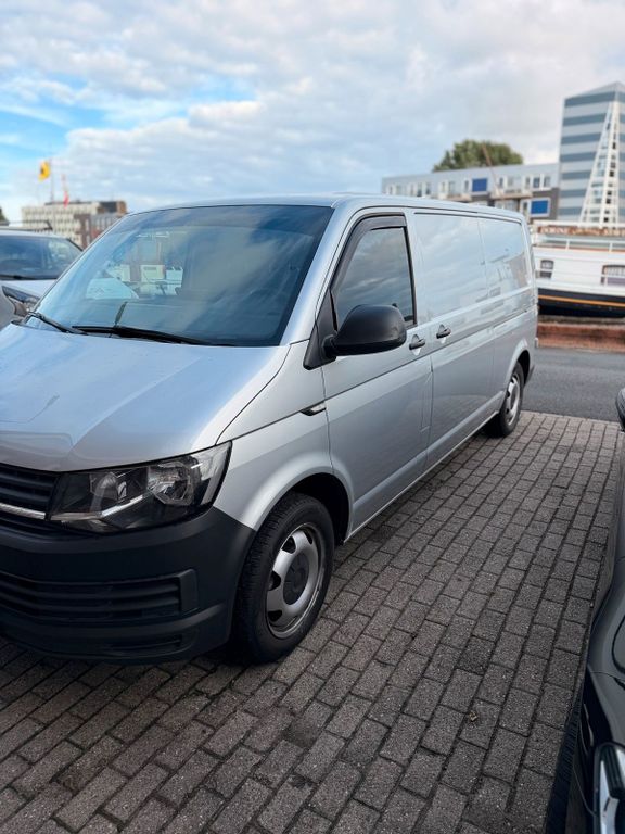 Image of Volkswagen T6 Transporter