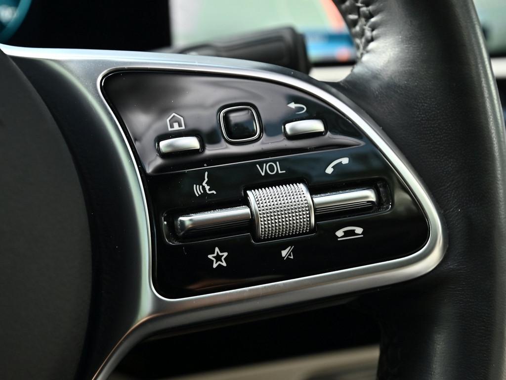 Mercedes-Benz A 250 Limo Progressive PANO MULTIB. LED 360° SHZ