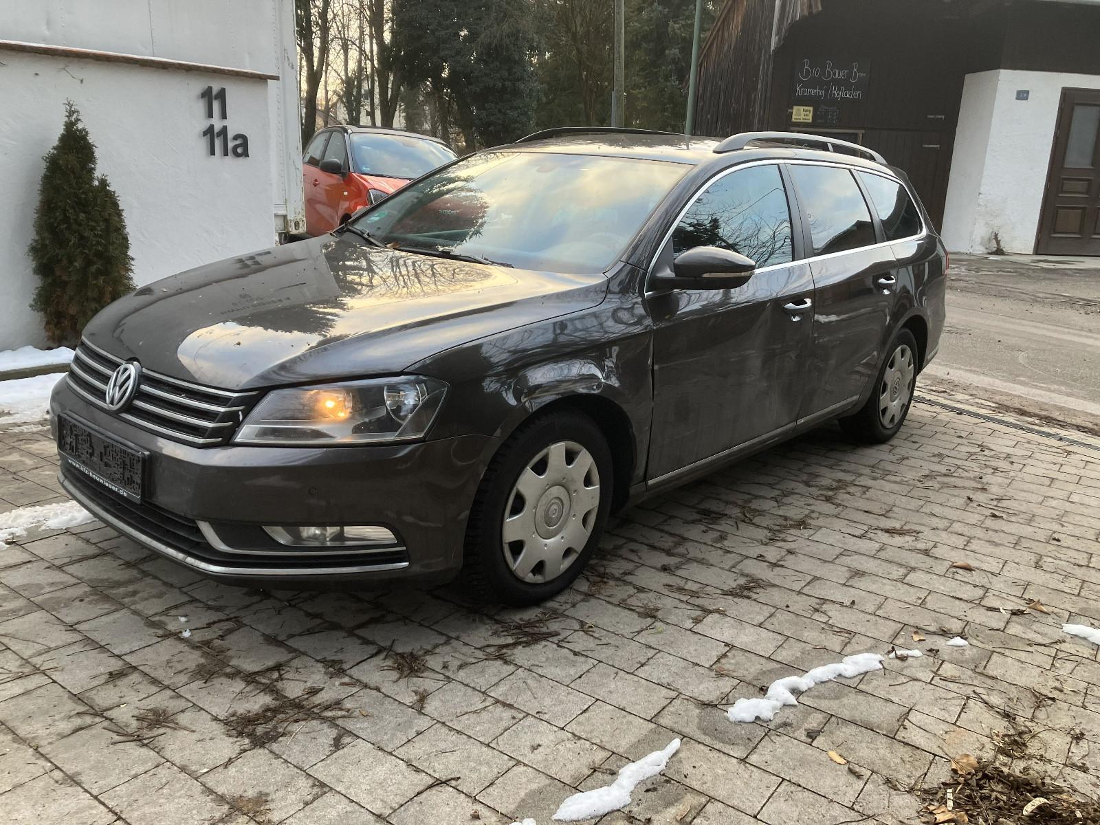 Volkswagen Passat Variant Comfortline BlueM NAVI SHZG PDC