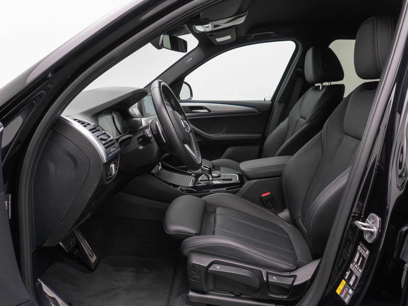 Fahrzeugabbildung BMW X3 xD30e M Sport DAB Kamera HiFi LED DriveAs 19"