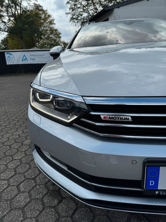 Image of Volkswagen Passat