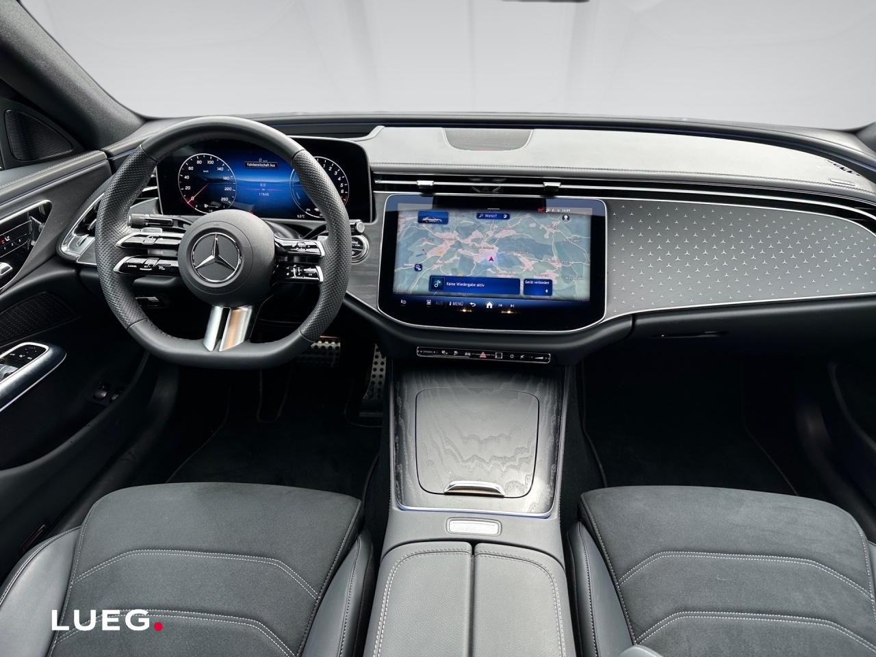 Mercedes-Benz E 300 e AMG+NIGHT+AHK+HUD+360+DIGITAL+DISTRONIC