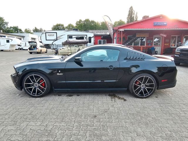 Ford Mustang GT  5.0 V8  Schalter Autogas