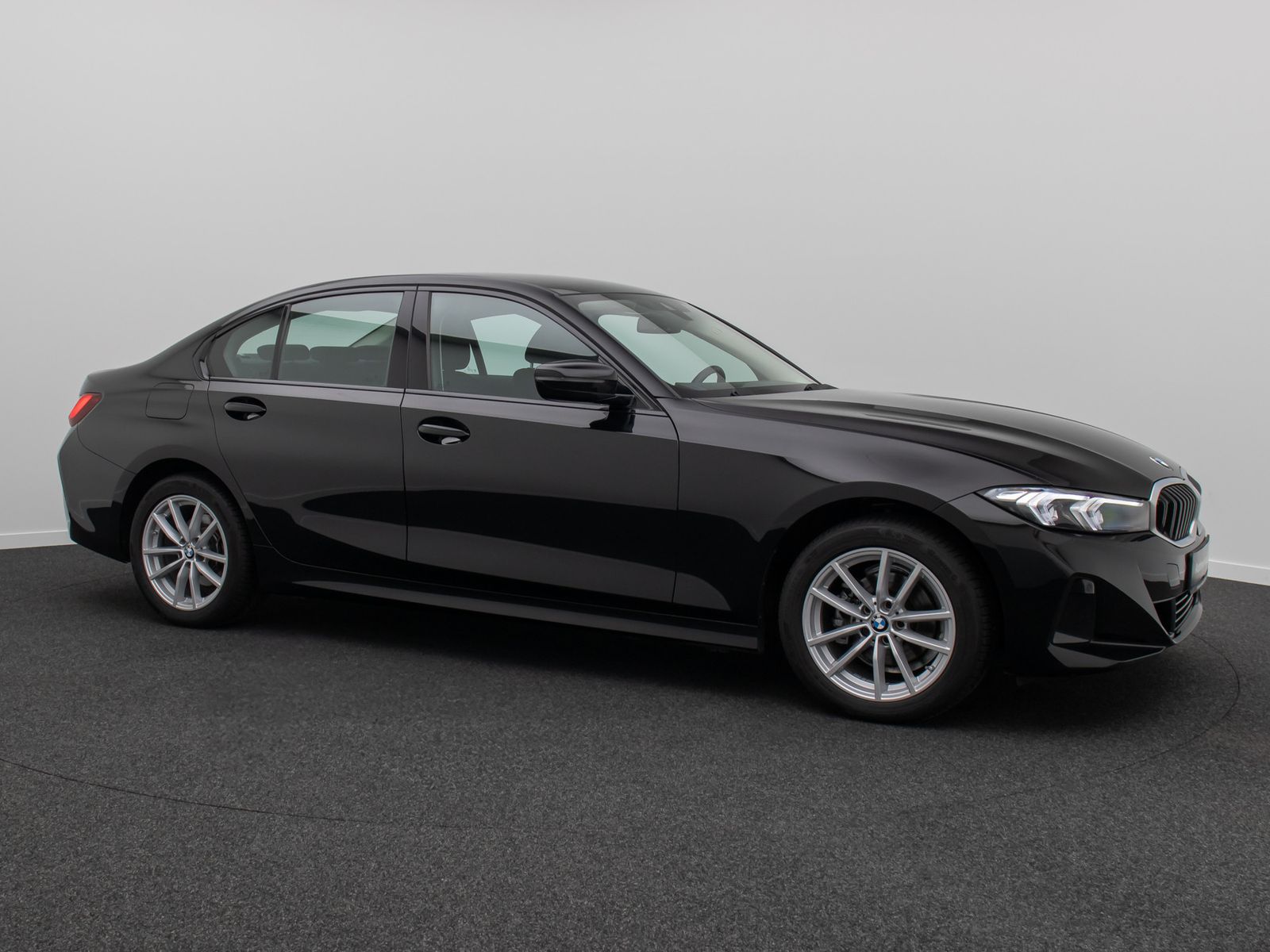 Fahrzeugabbildung BMW 318i  Widscreen PDC GeschwindigReg DAB Cockpit+