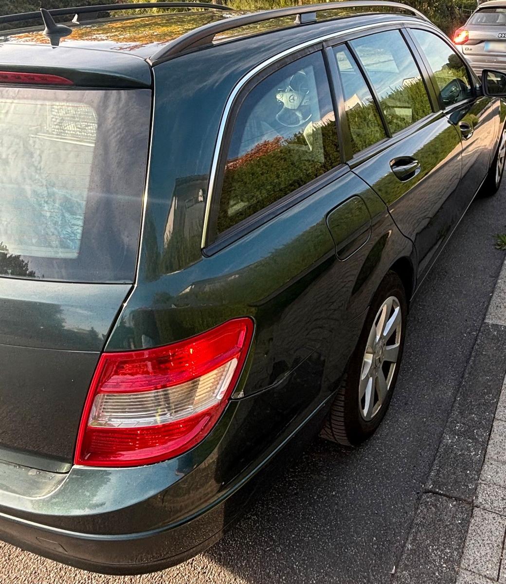 Mercedes-Benz C200 2008 — photo 7